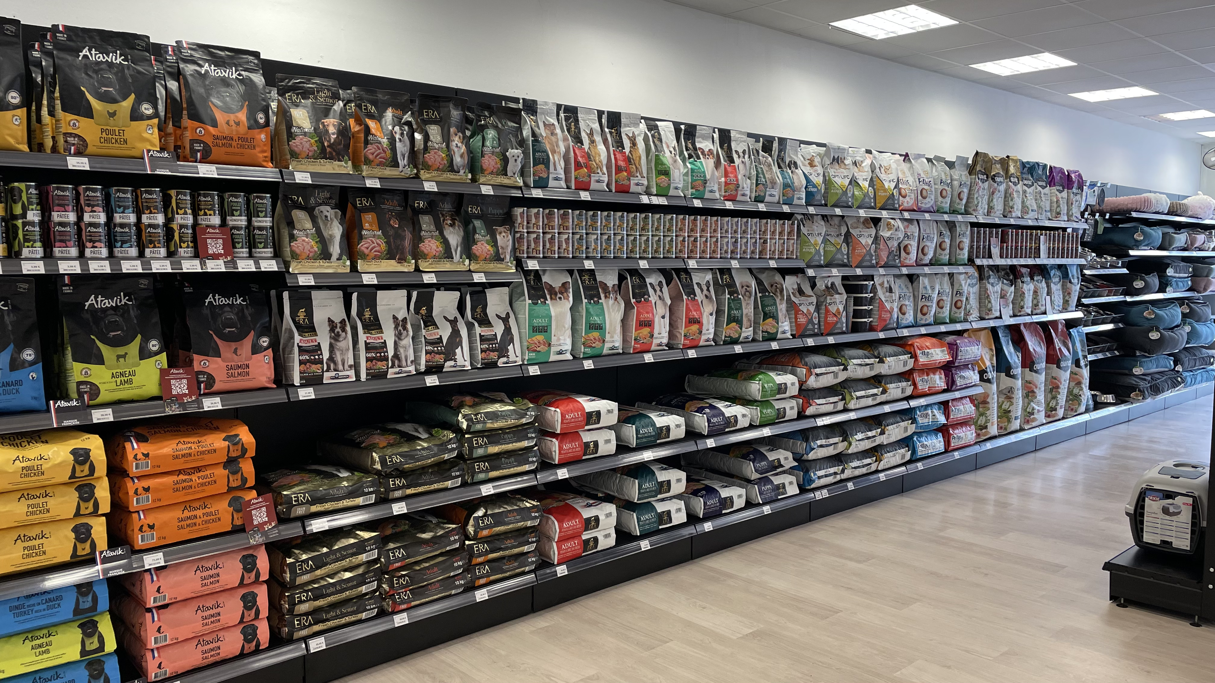 Produits et accessoires pour chiens disponibles chez INUKO